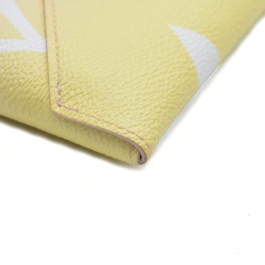 AUCTION $1020 Louis Vuitton  Monogram Giant By The Pool Large Kirigami Pochette Pink