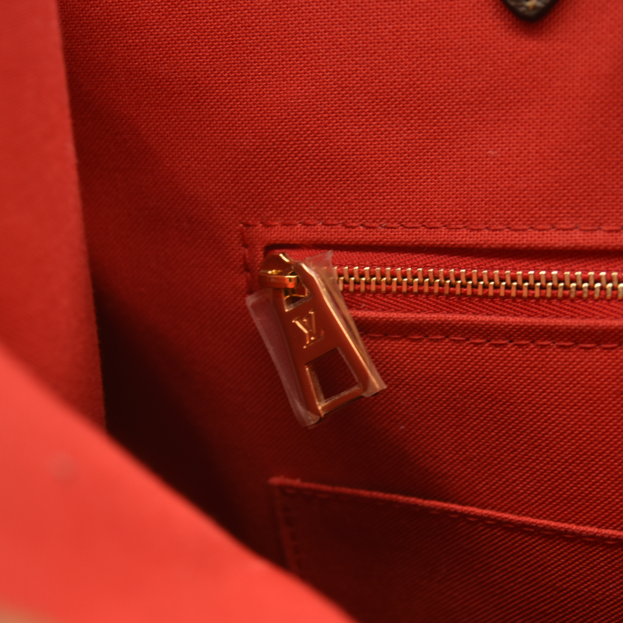 Louis Vuitton  Reverse Monogram Giant Onthego GM RFID-confirmed/DU3169