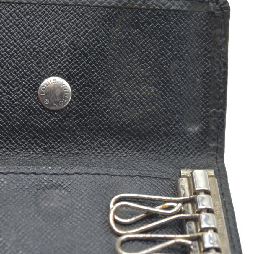 $345 Louis Vuitton Taiga Leather Multicles 4 Ring Key Case Ardoise CA1025