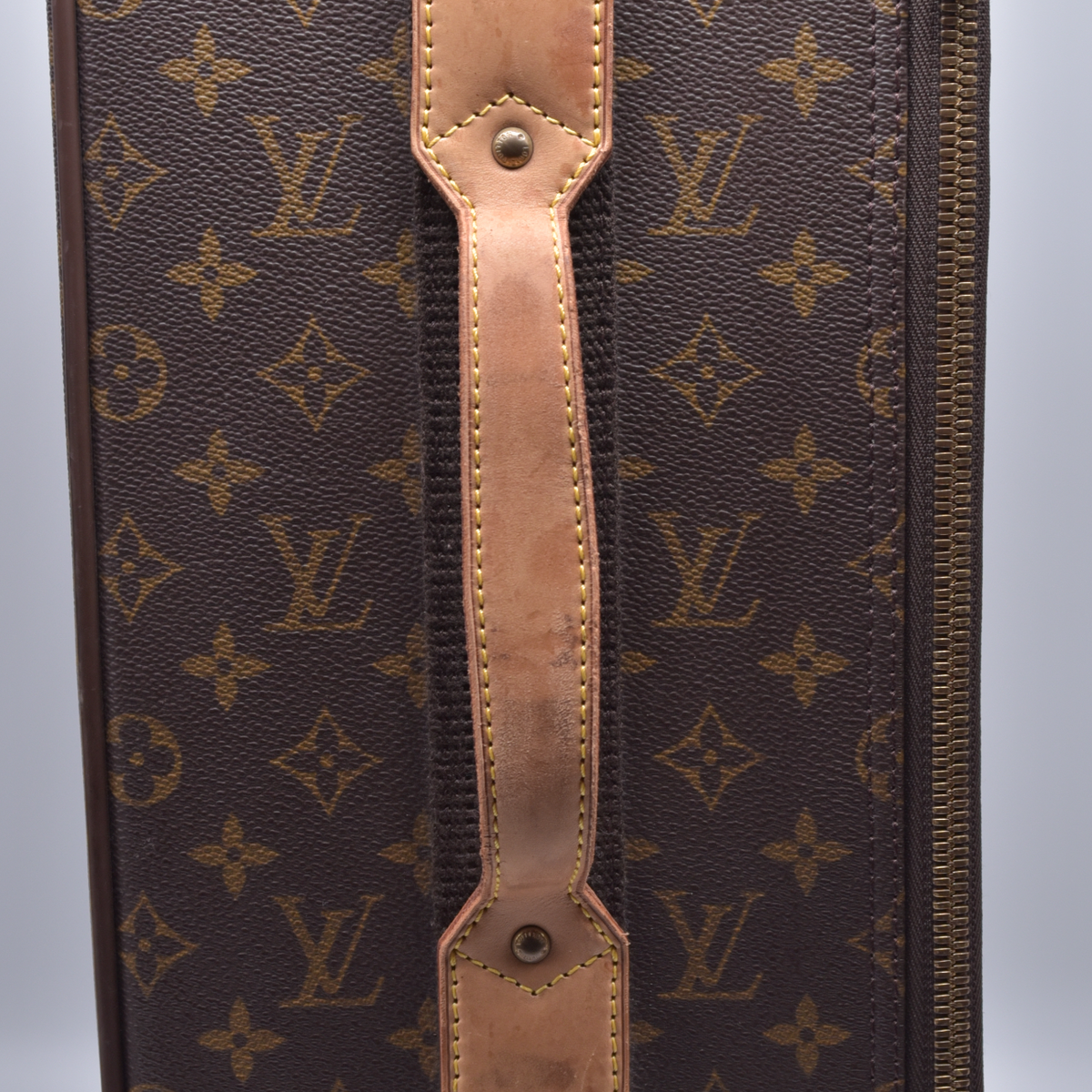 $3800 1999 LOUIS VUITTON Pegase 55 Monogram Suitcase SP0939