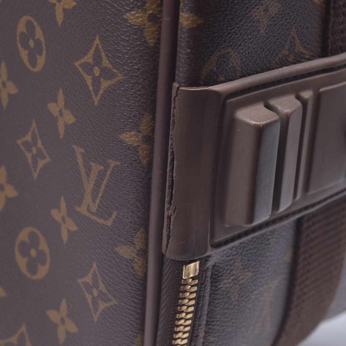 $3800 1999 LOUIS VUITTON Pegase 55 Monogram Suitcase SP0939