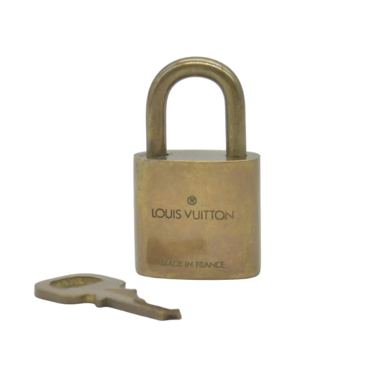 Louis Vuitton Lock and Key #307 CONSIGNMENT