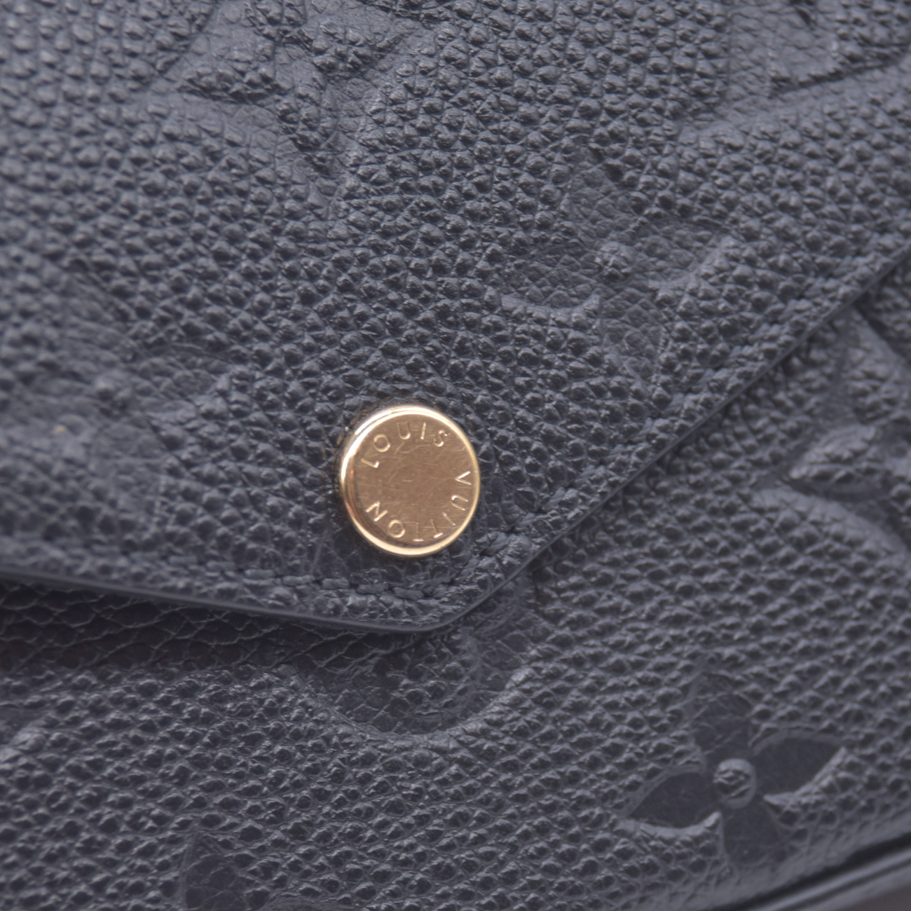 $1770 Louis Vuitton Felicie NM Black Empreinte RFID