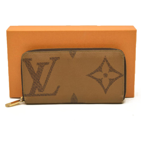 Louis Vuitton  Reverse Monogram Giant Zippy Wallet CA0120