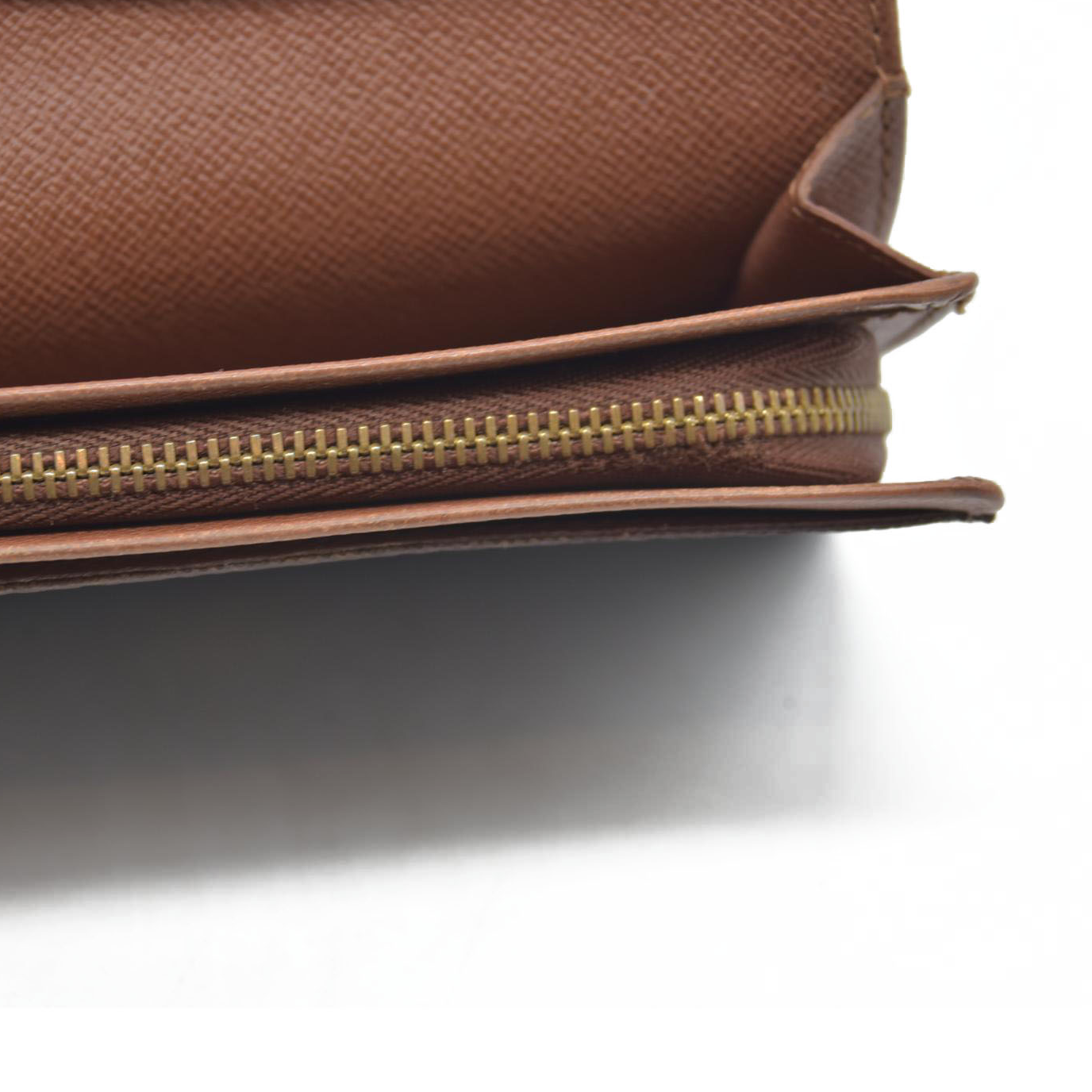 $560 Louis Vuitton Monogram Porte Monnaie Billets Tresor Bifold Wallet CA0959