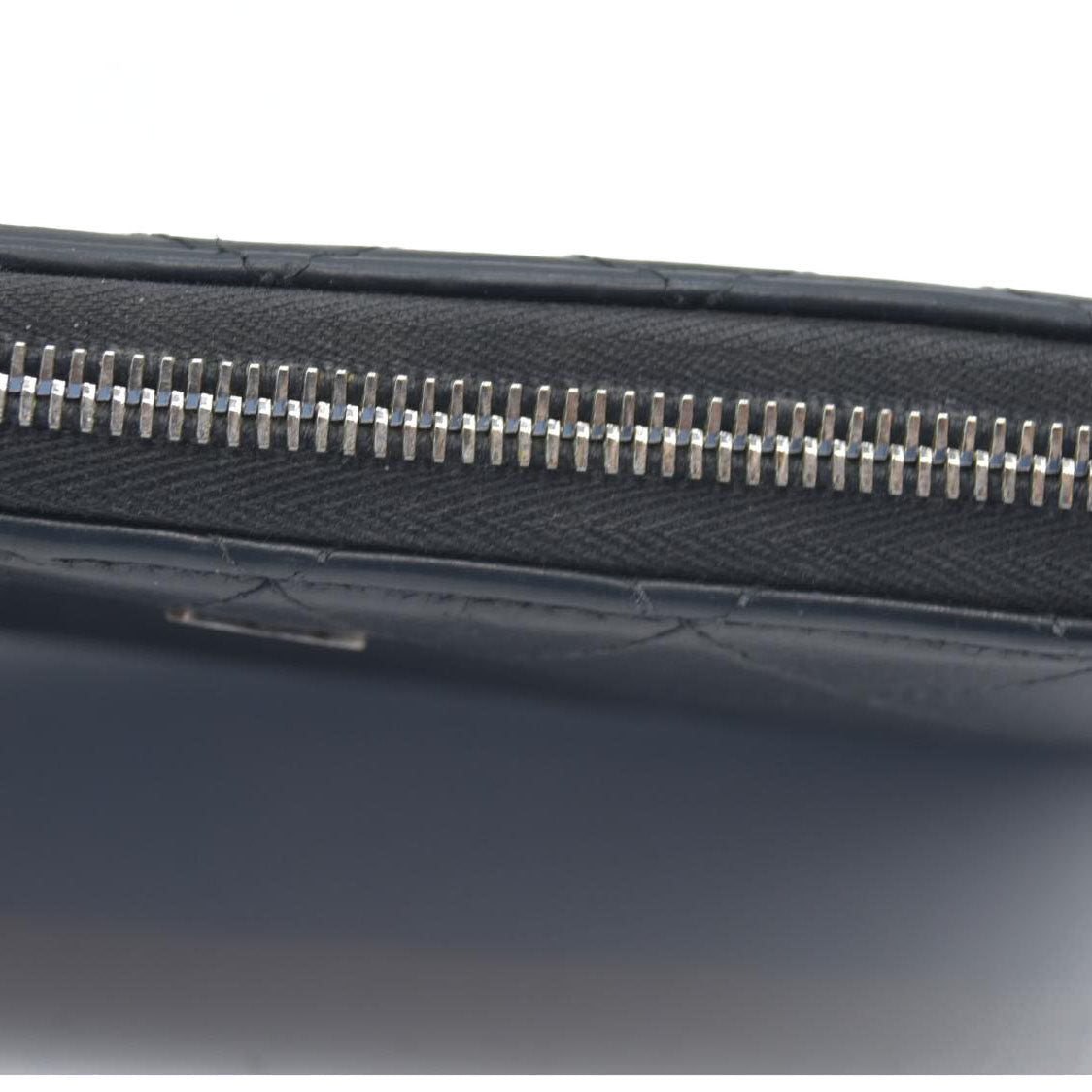 $1200 Chanel 2011 Caviar Leather Zip Around Long Wallet
