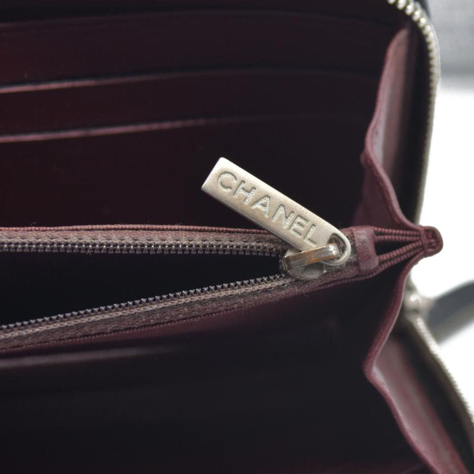 $1200 Chanel 2011 Caviar Leather Zip Around Long Wallet