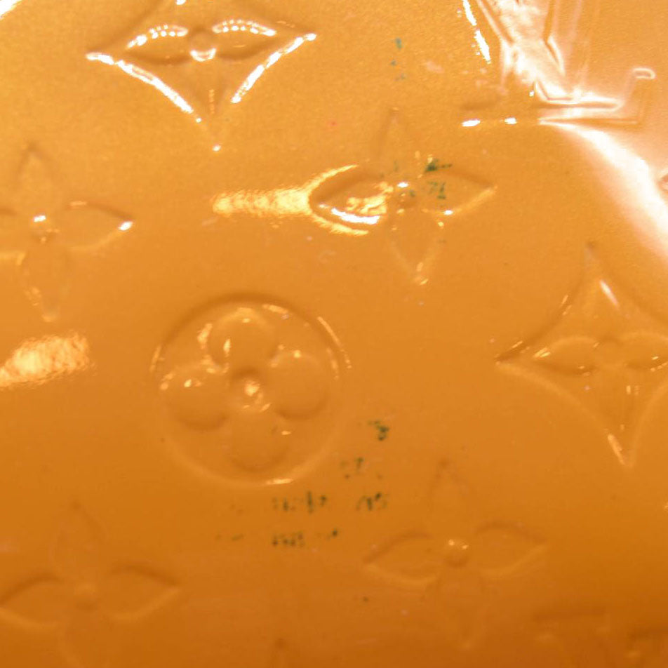 LOUIS VUITTON Vernis Brea MM Bronze