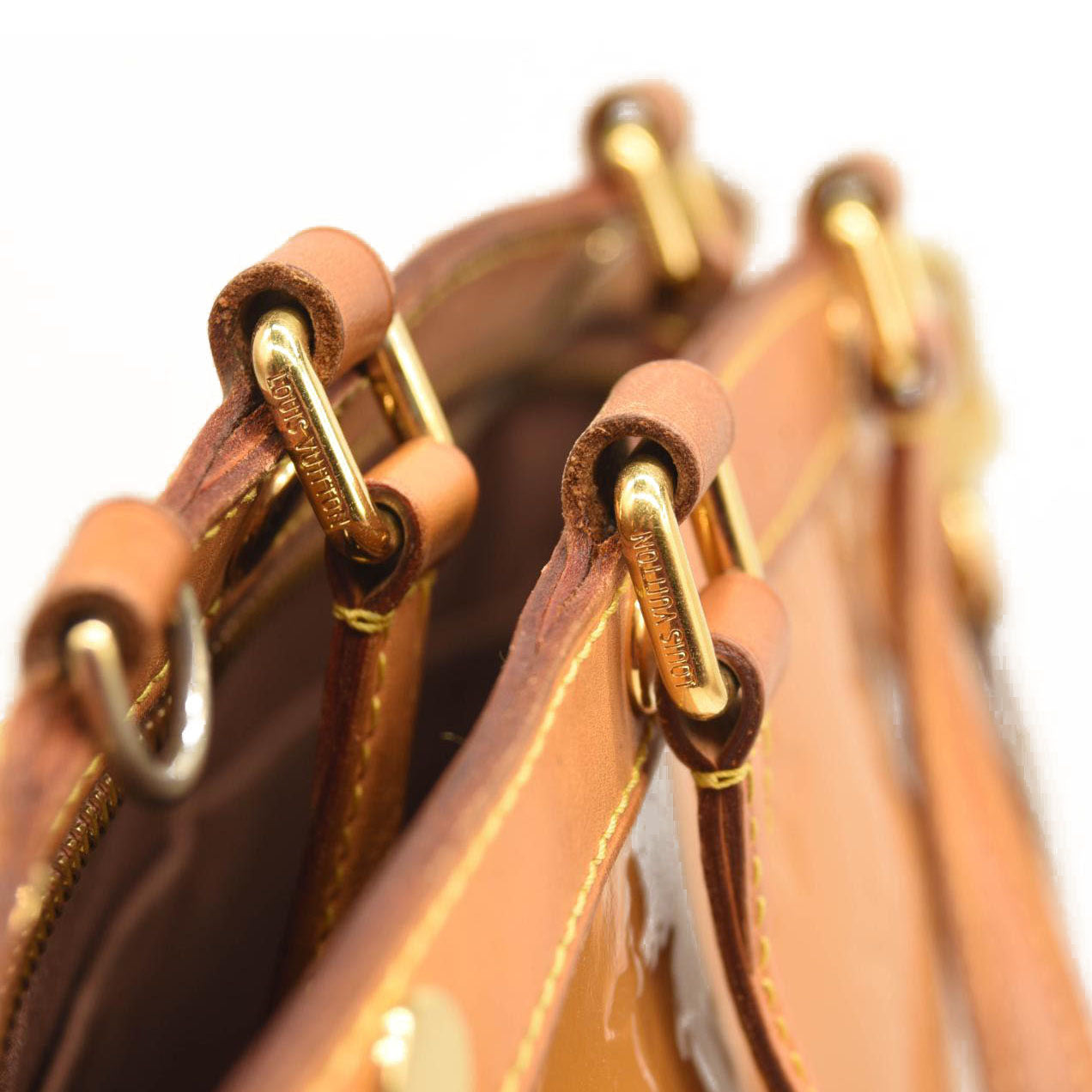 LOUIS VUITTON Vernis Brea MM Bronze