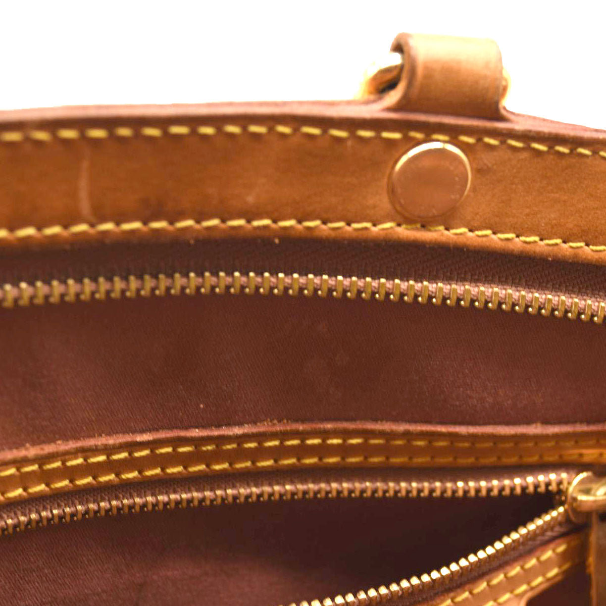 LOUIS VUITTON Vernis Brea MM Bronze