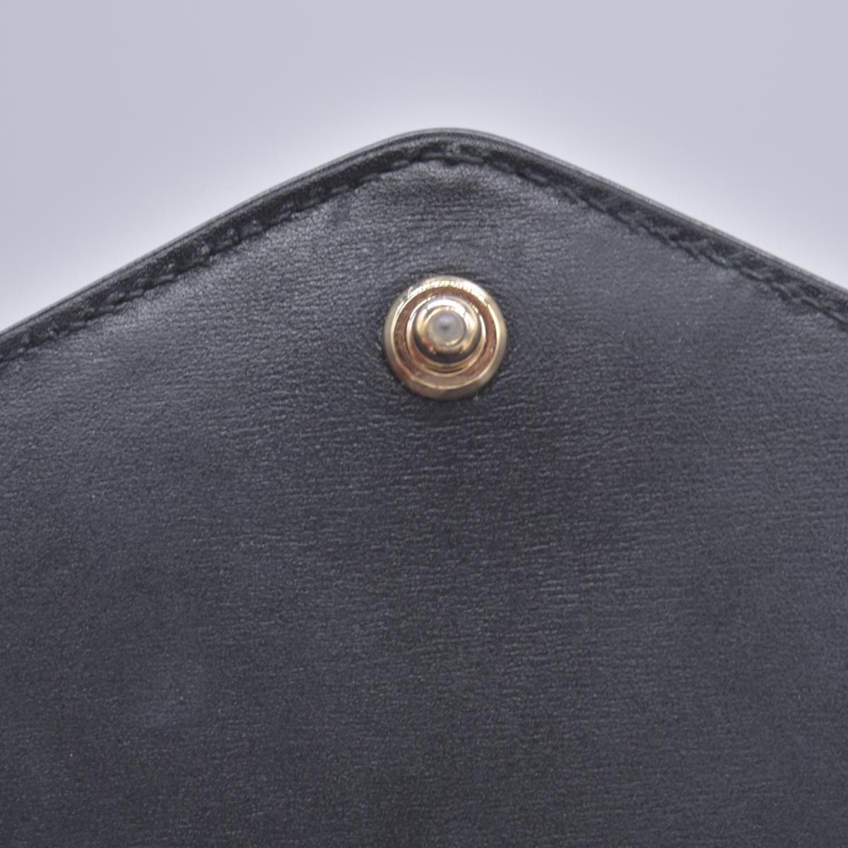 $2980 Gucci Black Calfskin Medium Rajah Shoulder Bag CONSIGNMENT