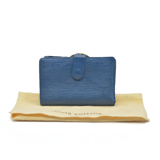 $765 Louis Vuitton Vintage 1997 French Purse