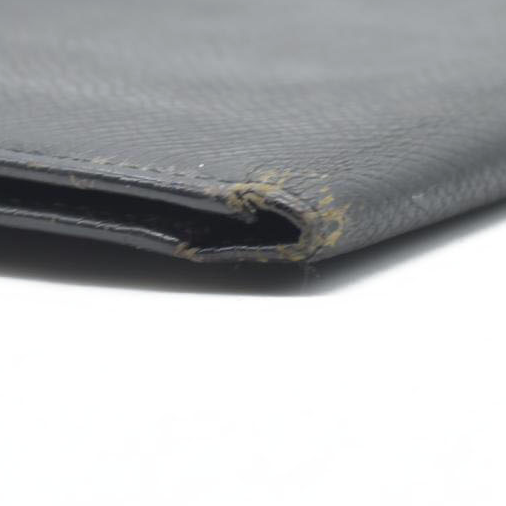 $765 Louis Vuitton Taiga Brazza Wallet Black Leather Long Wallet MI0060 2000