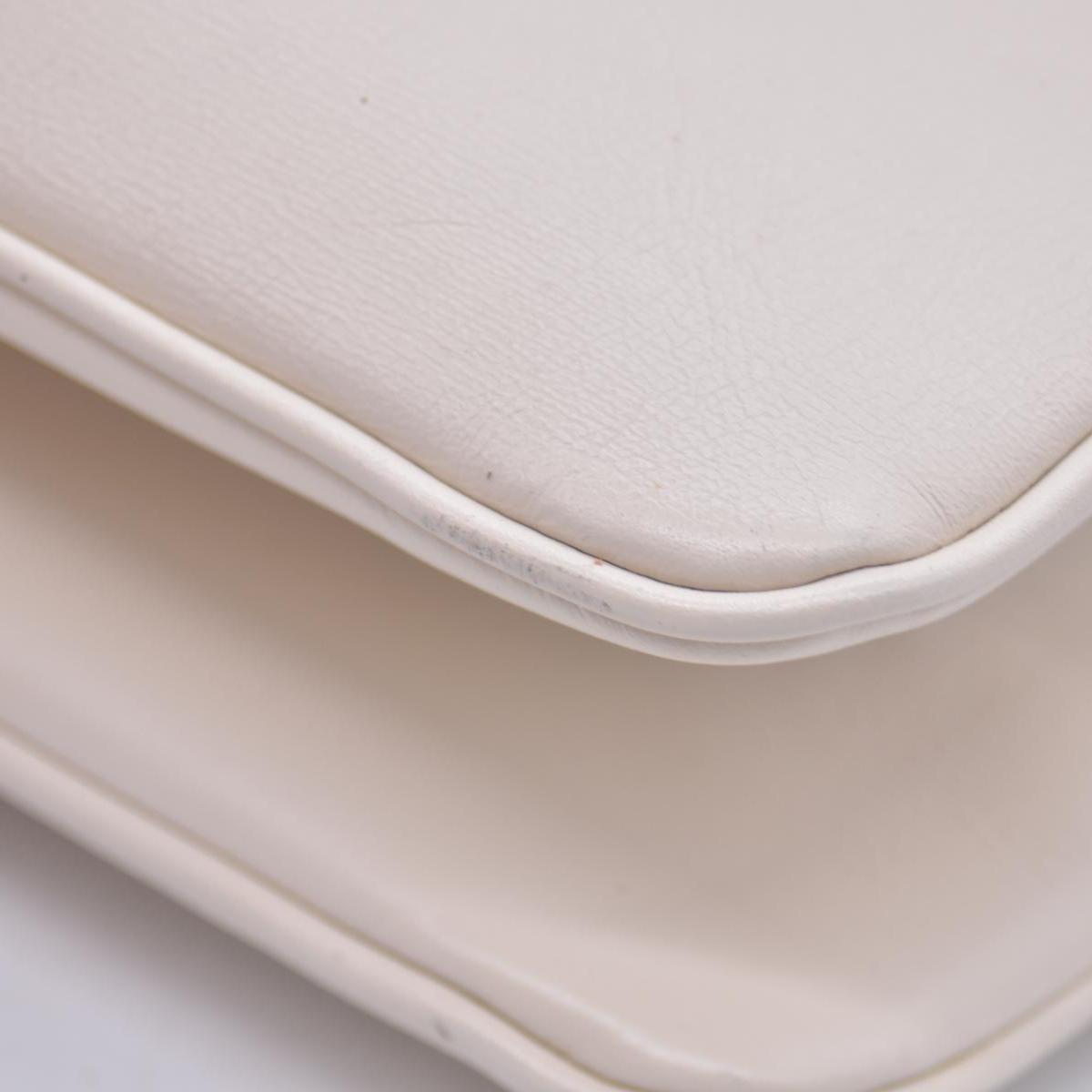 $2980 GUCCI Smooth Calfskin Medium Rajah Shoulder Bag White CONSIGNMENT