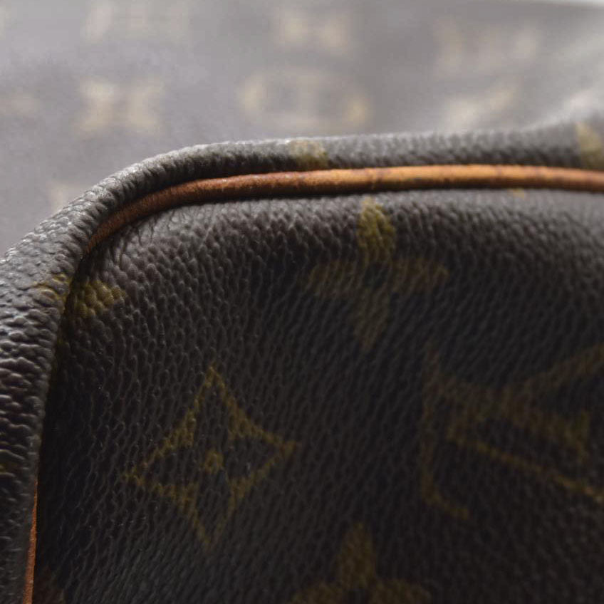 AUCTION $2630 Louis Vuitton  Monogram Keepall Bandouliere 50