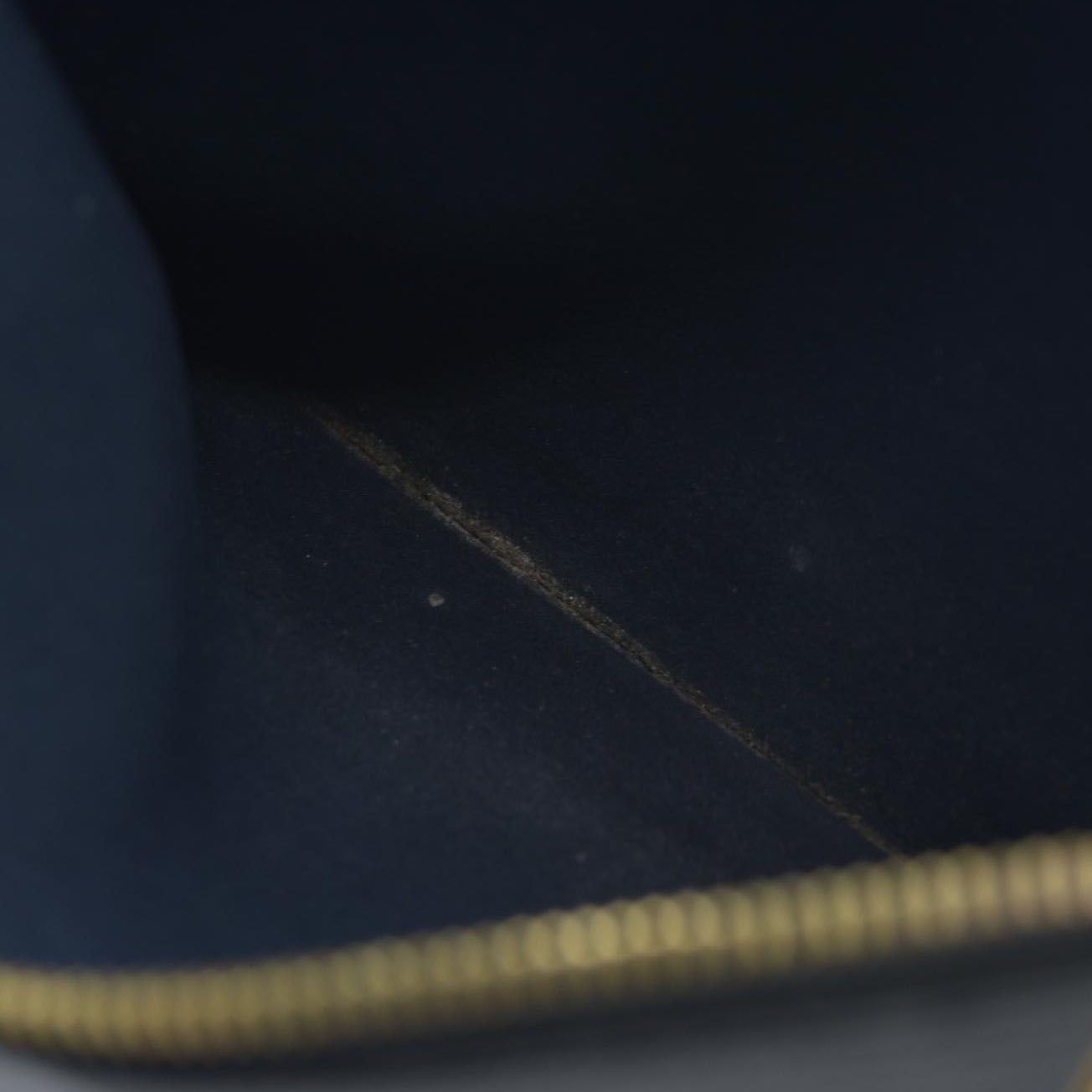 AUCTION $2710 Louis Vuitton  Empreinte Monogram Giant Neverfull MM Pochette Black