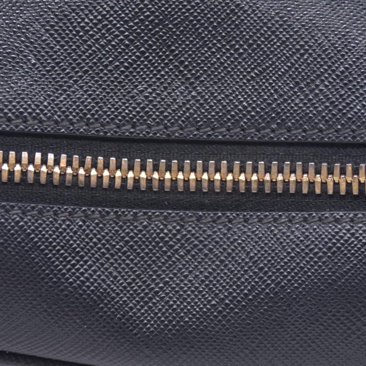 $1195 Prada Bauletto Handbag Saffiano Leather Medium CONSIGNMENT