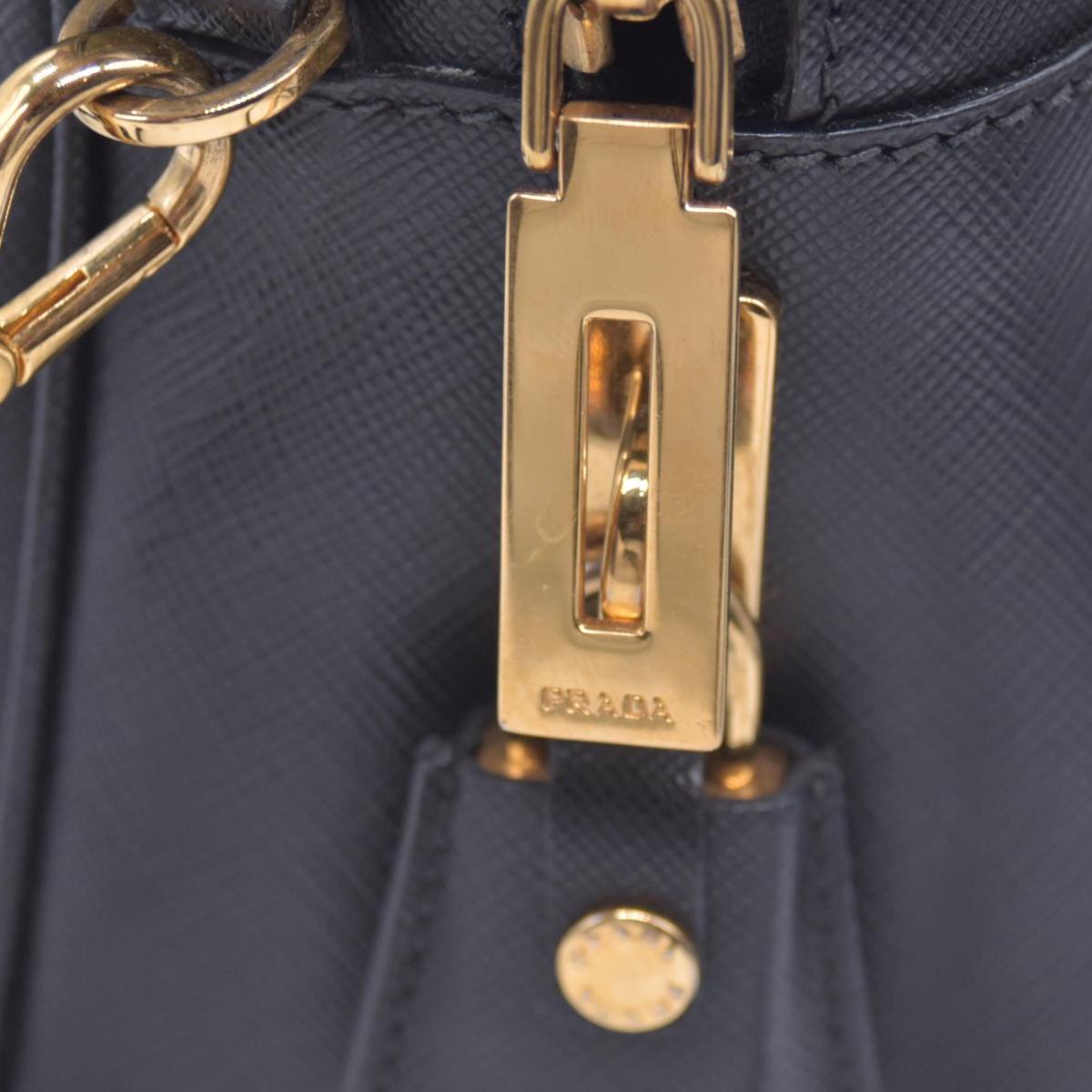 $1195 Prada Bauletto Handbag Saffiano Leather Medium CONSIGNMENT