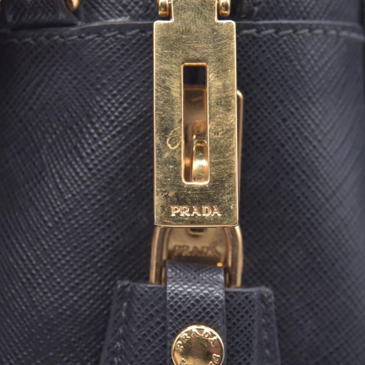 $1195 Prada Bauletto Handbag Saffiano Leather Medium CONSIGNMENT