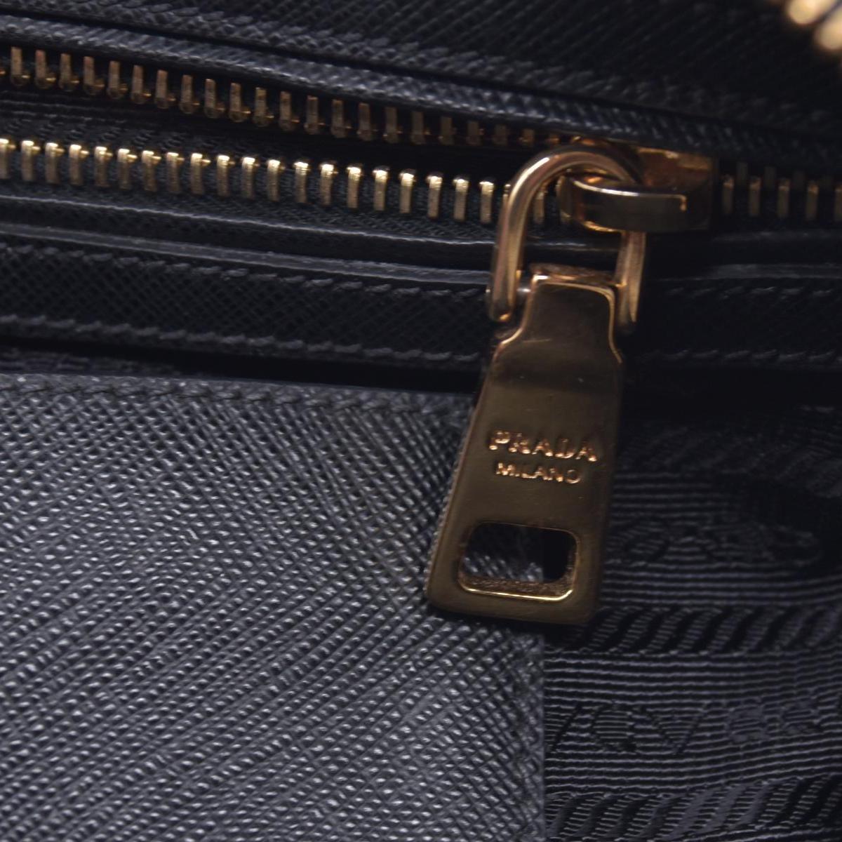 $1195 Prada Bauletto Handbag Saffiano Leather Medium CONSIGNMENT