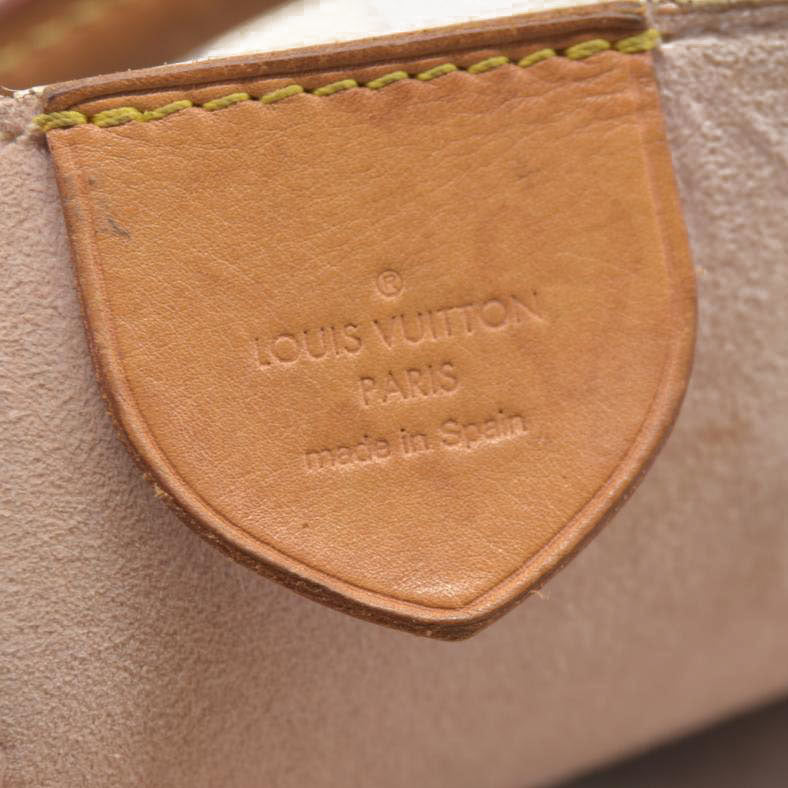 $1830 Louis Vuitton  Damier Azur Girolata GI4157 2017