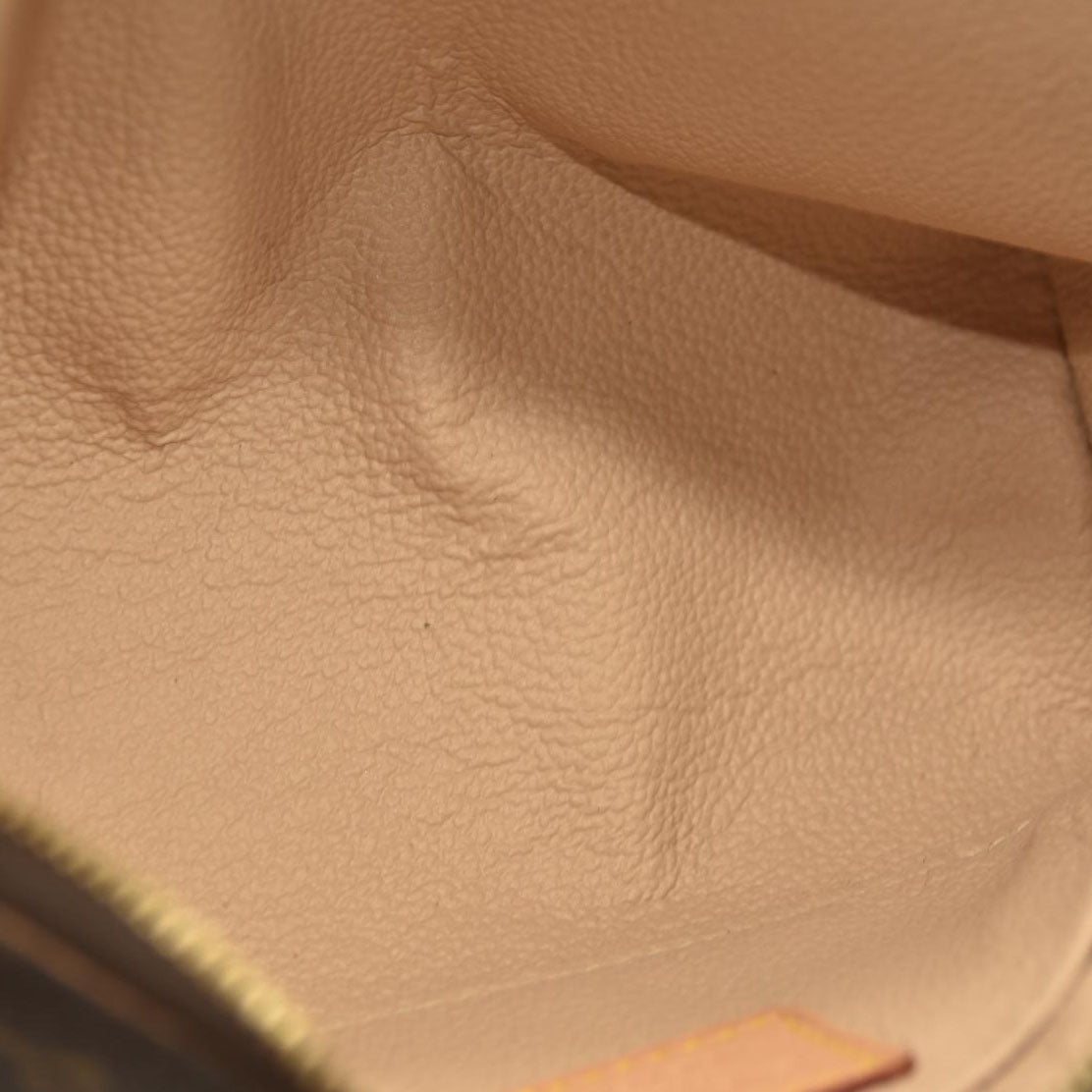 Louis Vuitton  Monogram Cosmetic Pouch Spain