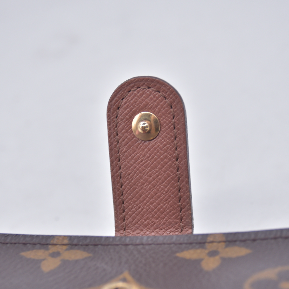 $590 1999 Louis Vuitton Monogram Compact Zippe Zipped Wallet MI0969