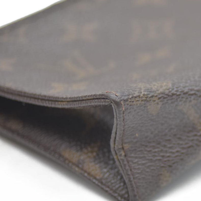 Louis Vuitton Monogram Poche Toilette 15 Cosmetics Pouch Purse Brown MB0042