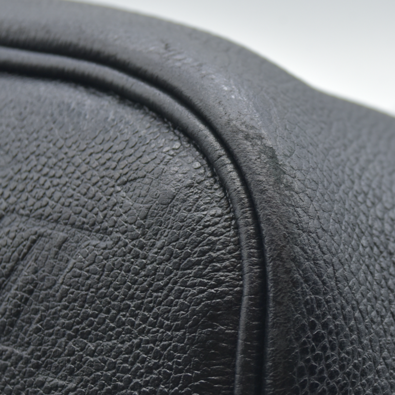 AUCTION $2800 Louis Vuitton  Empreinte Monogram Giant Neverfull MM Black RFID Tote