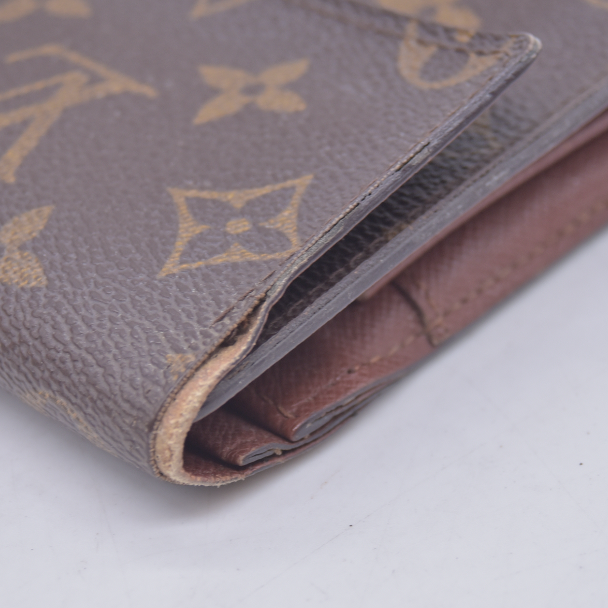 $635 2002 Louis Vuitton Monogram Canvas Pochette Passport Organizer Brown CA0032
