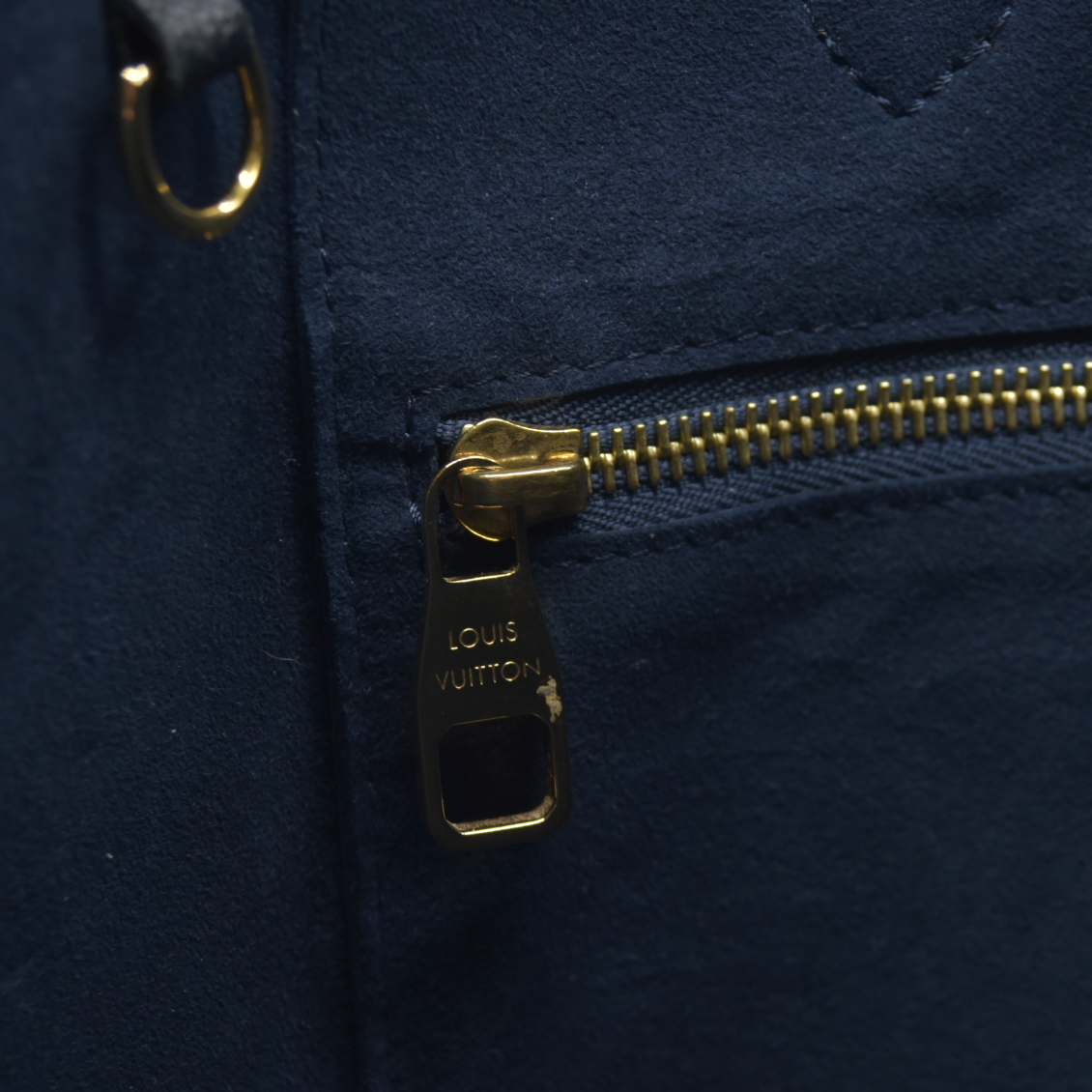 AUCTION $2800 Louis Vuitton  Empreinte Monogram Giant Neverfull MM Black RFID Tote