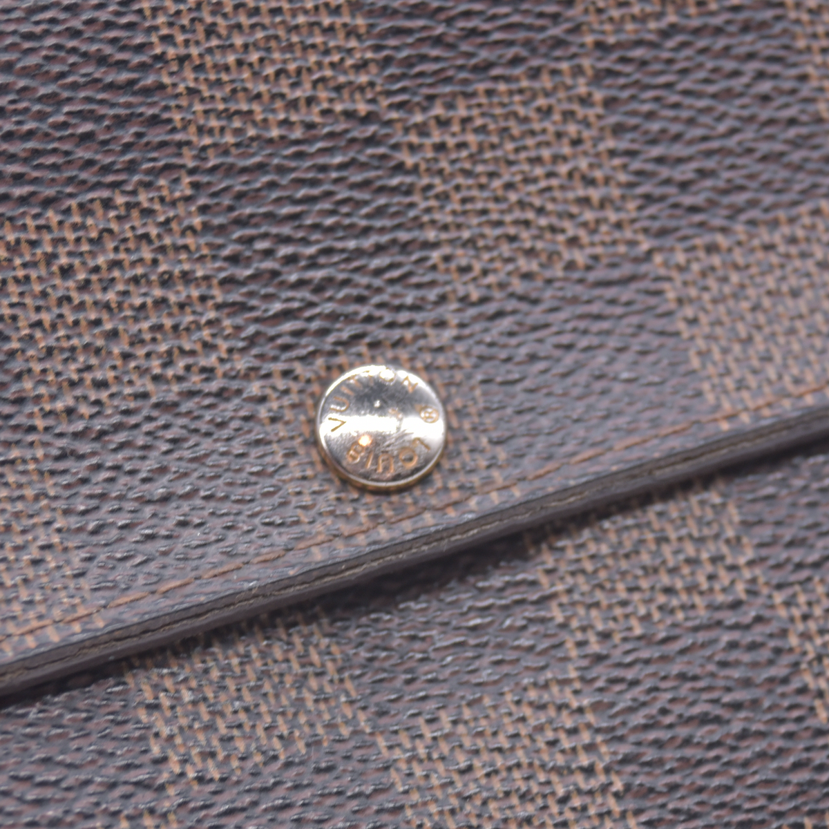 $800 2006 Louis Vuitton Damier Ebene Sarah Long Bifold Wallet Brown CA1026