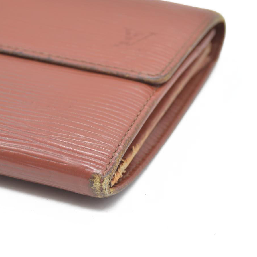 $805 Louis Vuitton Epi Porte Feuille Sarah Leather Long Bifold Wallet CA0975