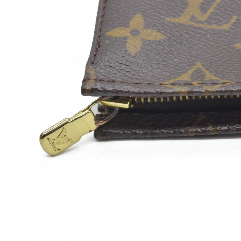 AUCTION $1620 Louis Vuitton Monogram Toiletry Pouch 15 MB0929