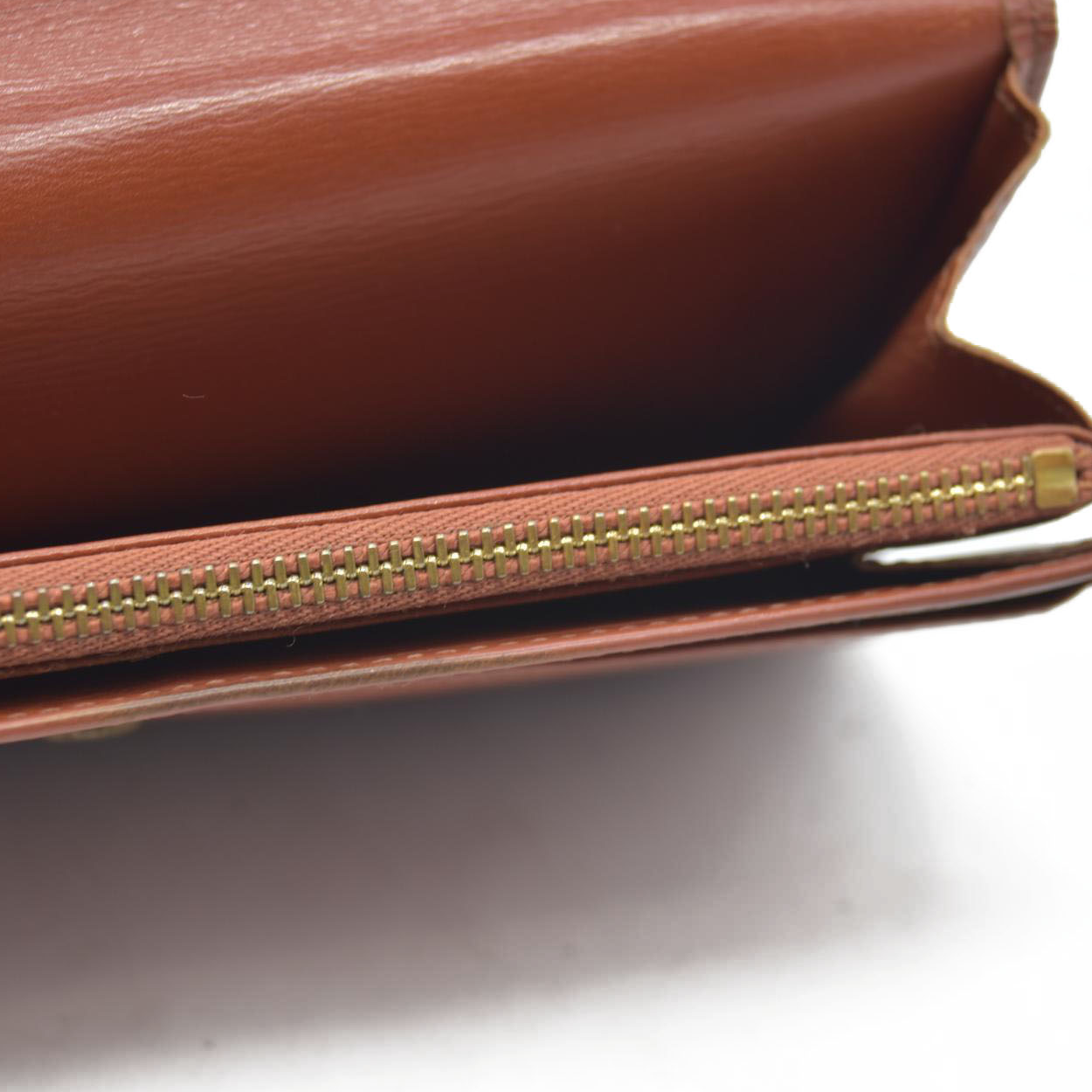 $805 Louis Vuitton Epi Porte Feuille Sarah Leather Long Bifold Wallet CA0975