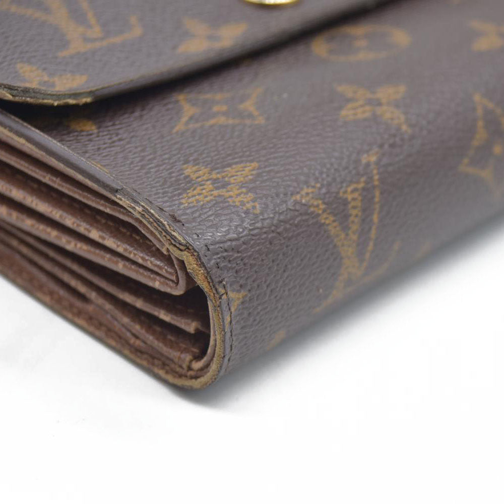 AUCTION $610 LOUIS VUITTON Monogram Alexandra Trifold Wallet CA4018