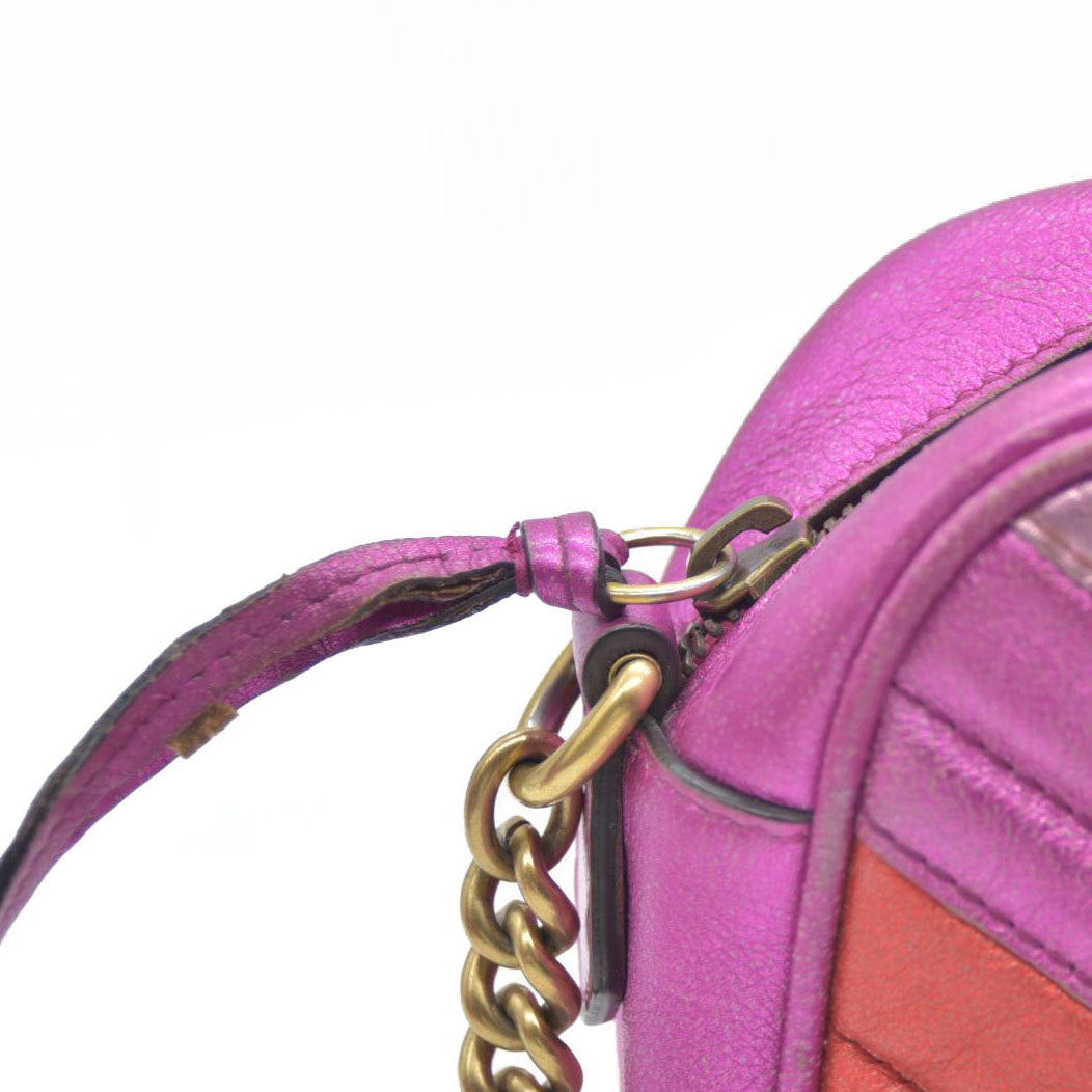 AUCTION $1950 Gucci  Laminated Nappa Matelasse Small GG Marmont Chain Shoulder Bag Fuxia Rosso Rosa