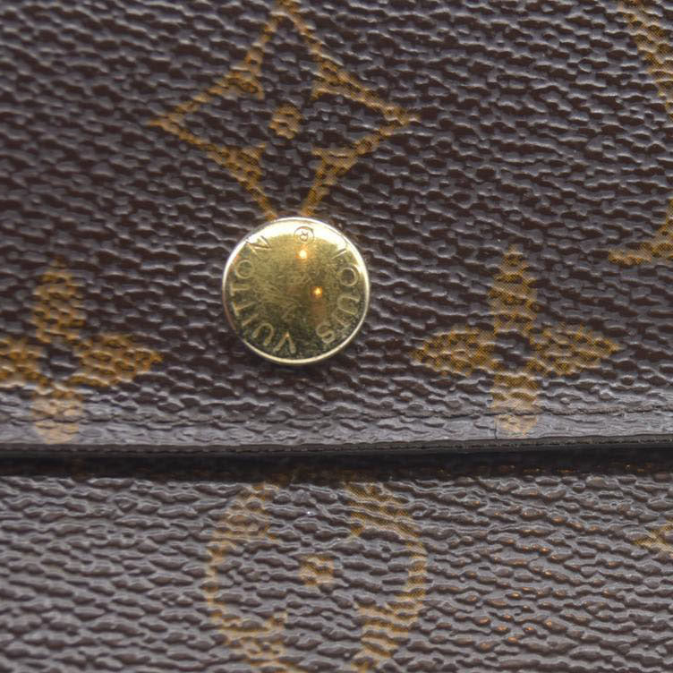 AUCTION $610 LOUIS VUITTON Monogram Alexandra Trifold Wallet CA4018