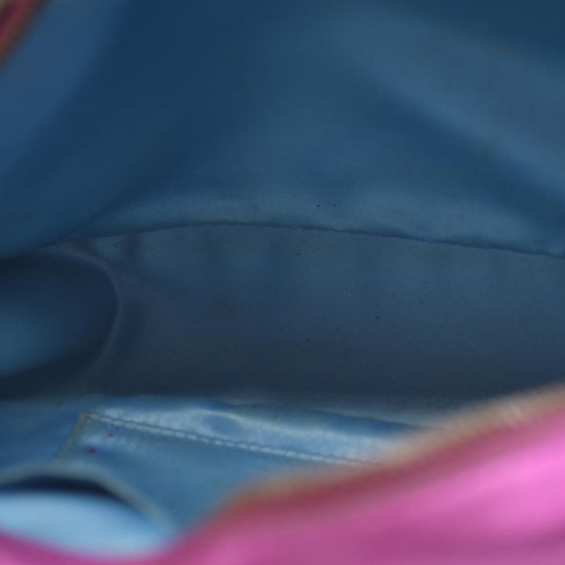 AUCTION $1950 Gucci  Laminated Nappa Matelasse Small GG Marmont Chain Shoulder Bag Fuxia Rosso Rosa