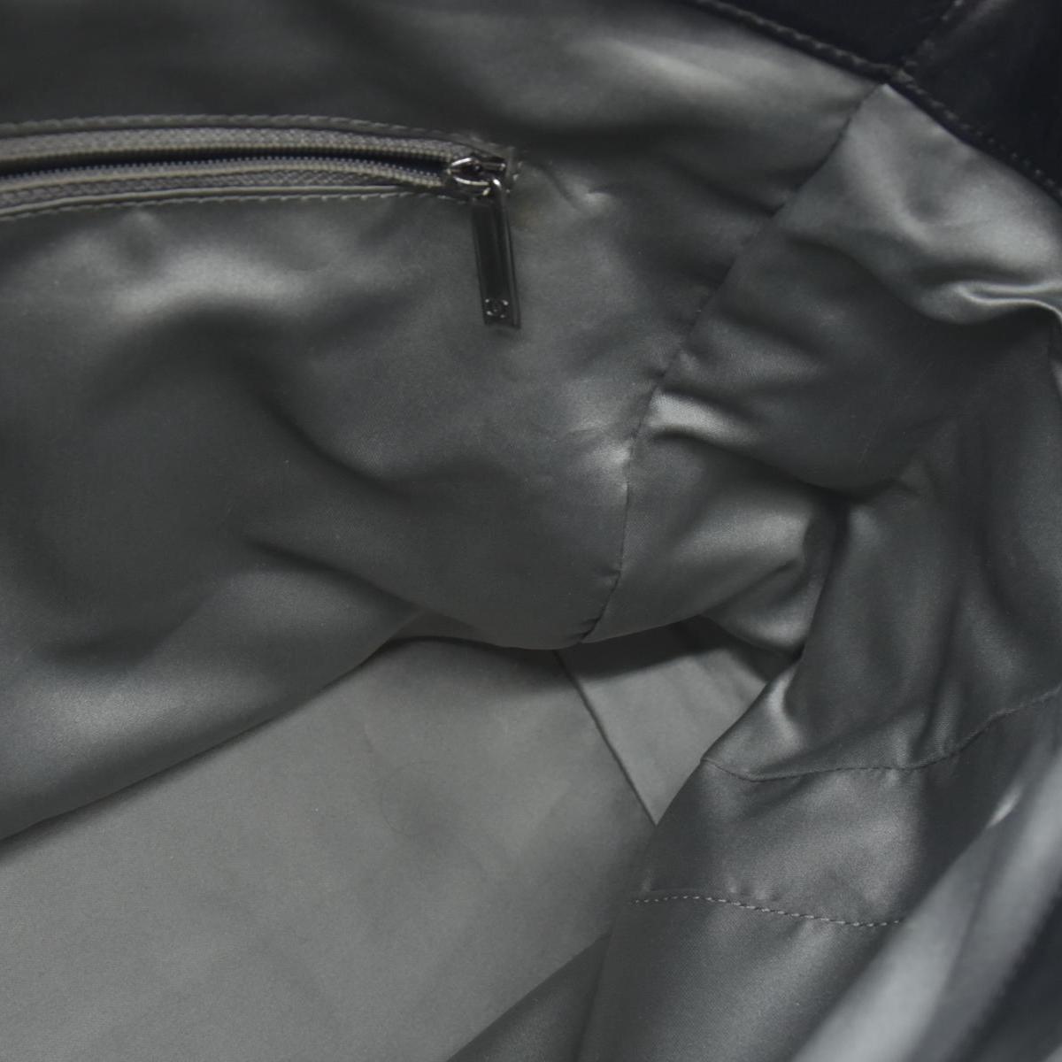 $2850 CONSIGNMENT CHANEL LAX Square Quilt Tote