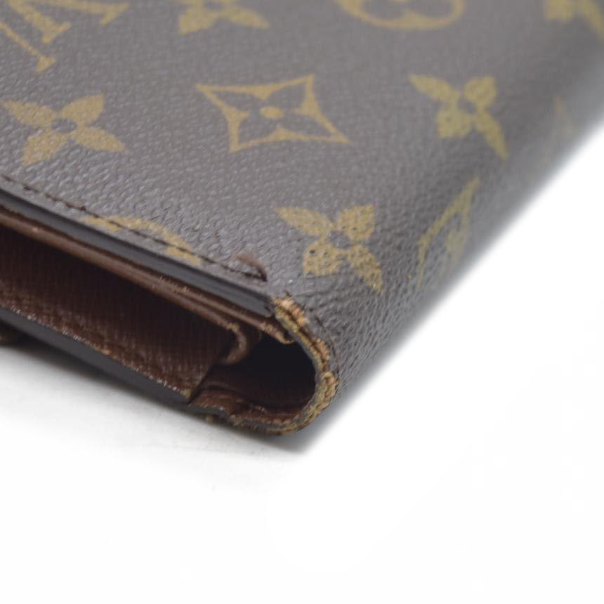 AUCTION $610 LOUIS VUITTON Monogram Alexandra Trifold Wallet CA0097