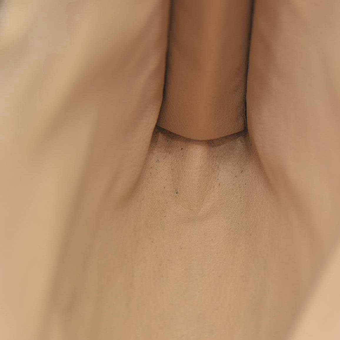 LOUIS VUITTON Posh Toilette 26 Monogram Pouch  844