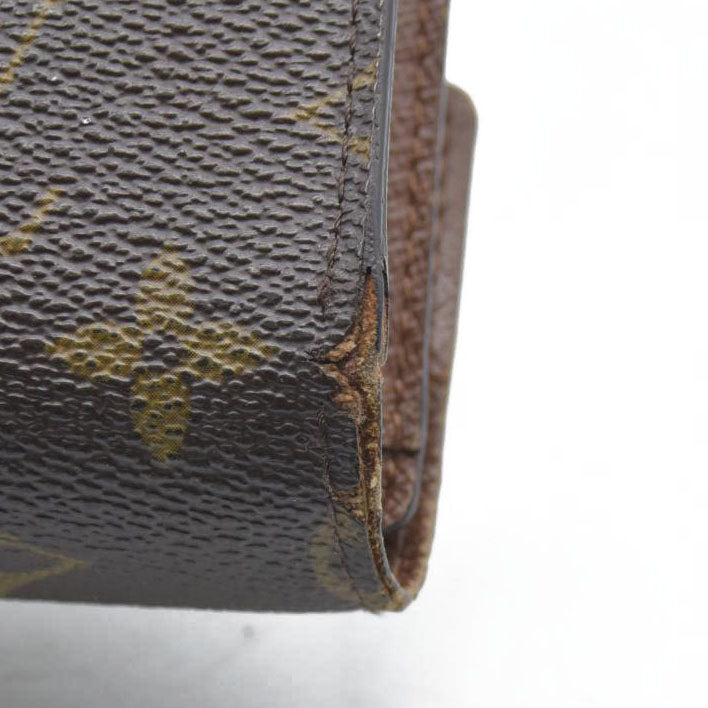 AUCTION $610 LOUIS VUITTON Monogram Alexandra Trifold Wallet CA0097