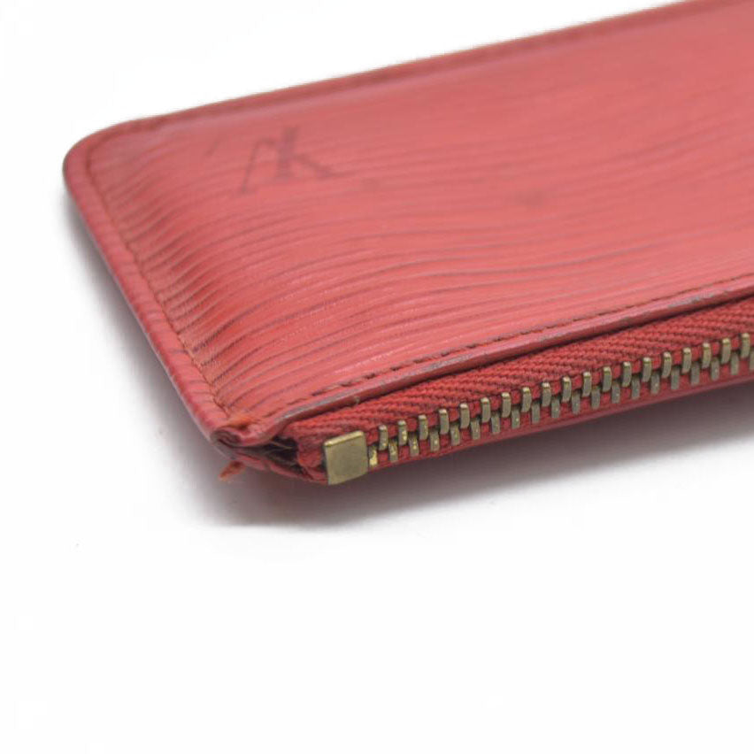 AUCTION $445 Louis Vuitton  Epi Key Pouch Castillan Red
