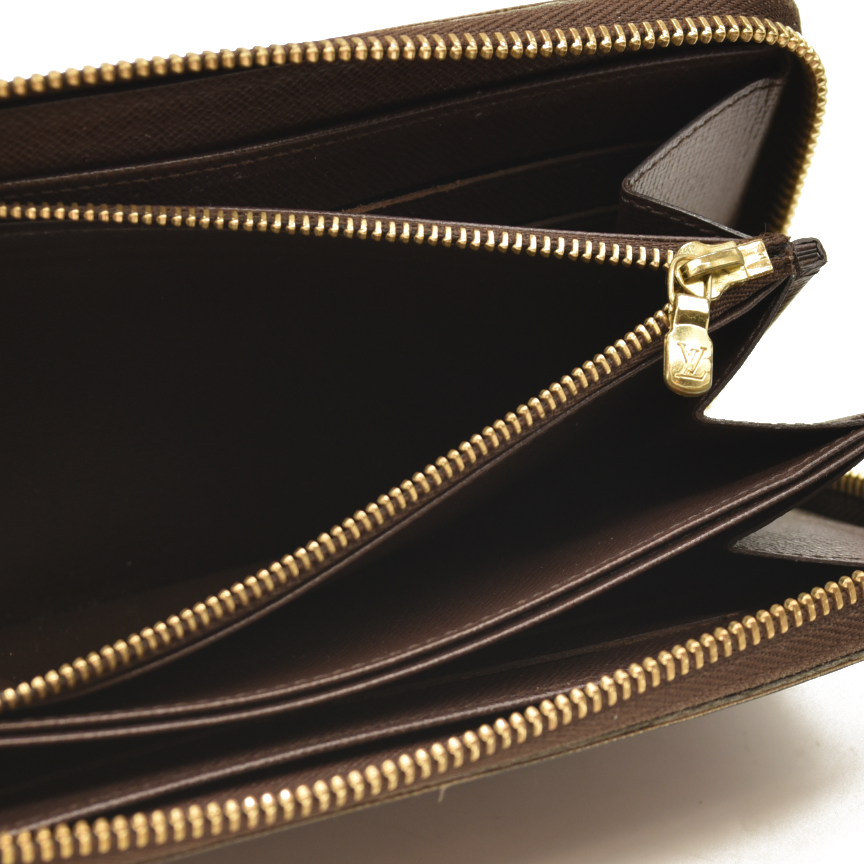 Louis Vuitton  Damier Ebene Zippy Wallet MI3192