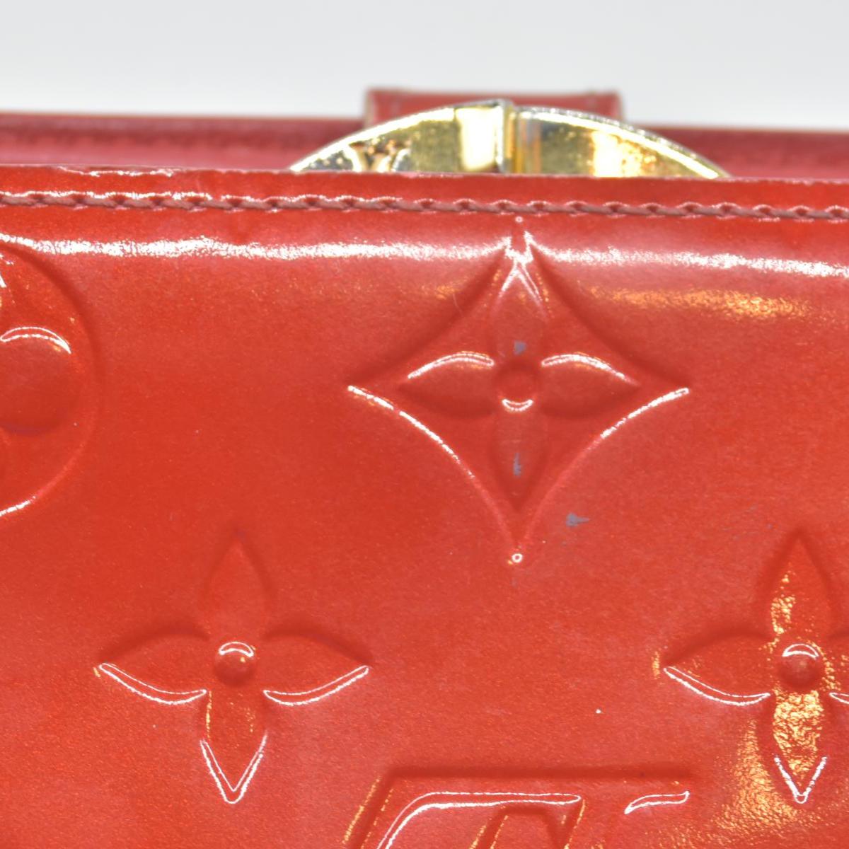 $935 Louis Vuitton 2005 Monogram Vernis French Kisslock Purse Wallet
