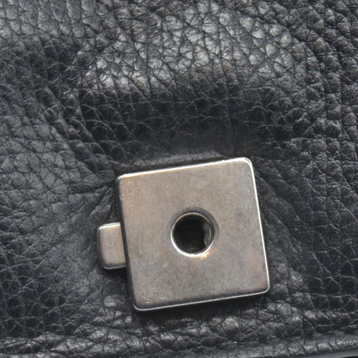 $3350 Gucci Pebbled Calfskin Small Dionysus Shoulder Bag Black
