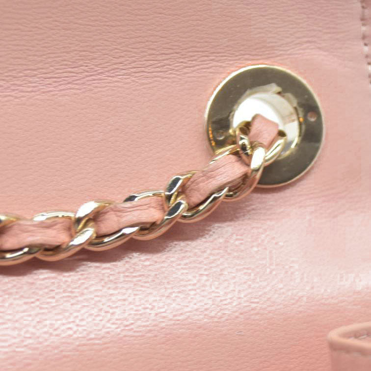 $2900 Chanel Lambskin Quilted Mini Trendy CC Clutch With Chain Light Pink