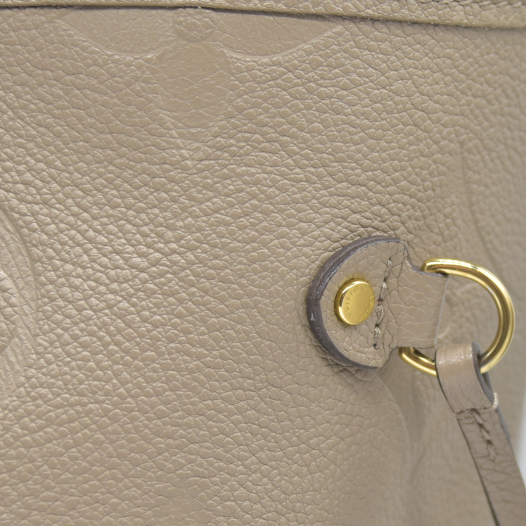 AUCTION $2710 Louis Vuitton  Empreinte Monogram Giant Neverfull MM Tourterelle Tote