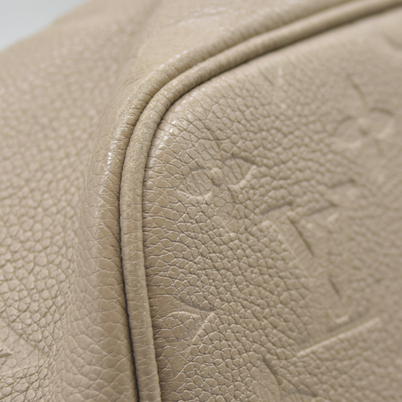 AUCTION $2710 Louis Vuitton  Empreinte Monogram Giant Neverfull MM Tourterelle Tote